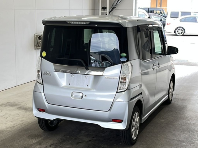 MITSUBISHI EK SPACE