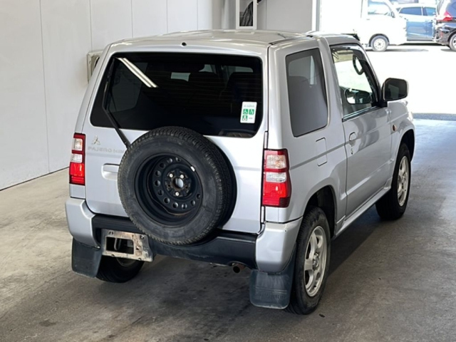 MITSUBISHI PAJERO MINI