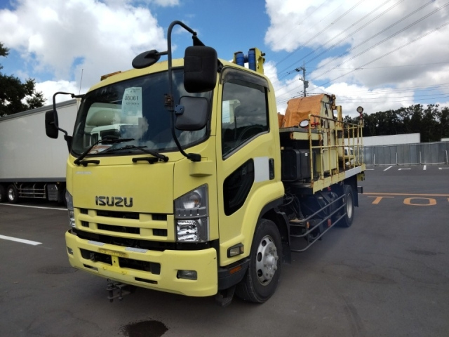 ISUZU FORWARD