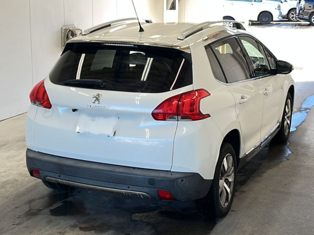 PEUGEOT 2008