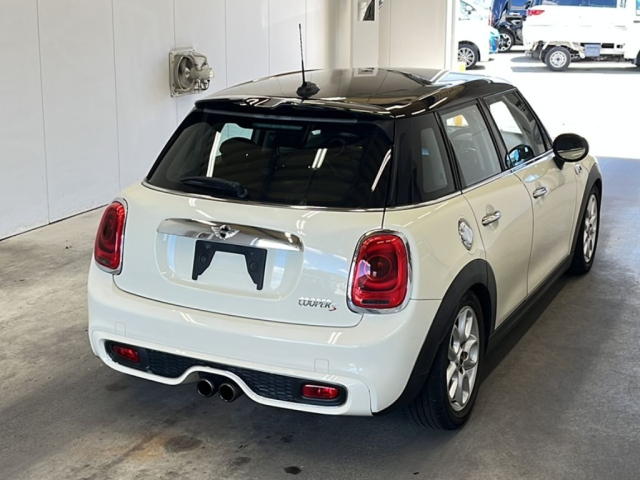 BMW MINI