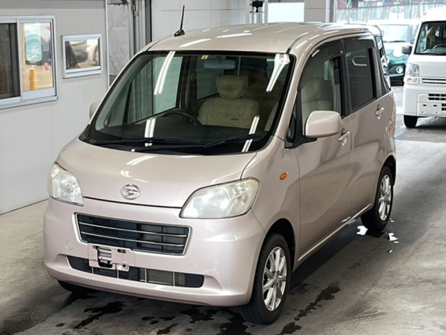 DAIHATSU TANTO EXE