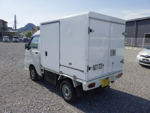 DAIHATSU HIJET TRUCK
