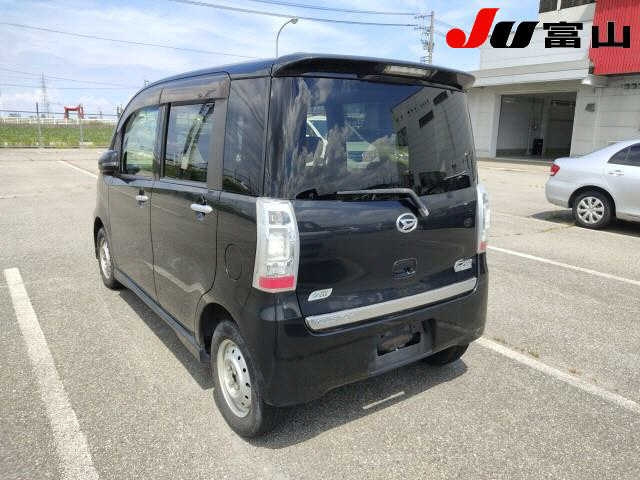 DAIHATSU TANTO EXE