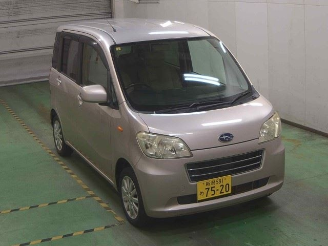 SUBARU LUCRA