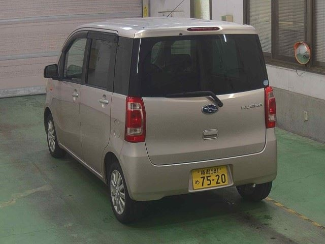 SUBARU LUCRA
