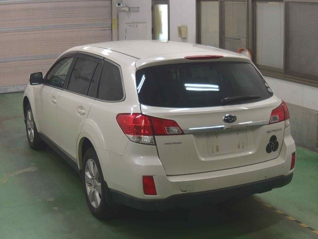 SUBARU LEGACY OUTBACK
