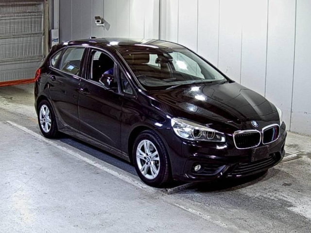 BMW 2 SERIES