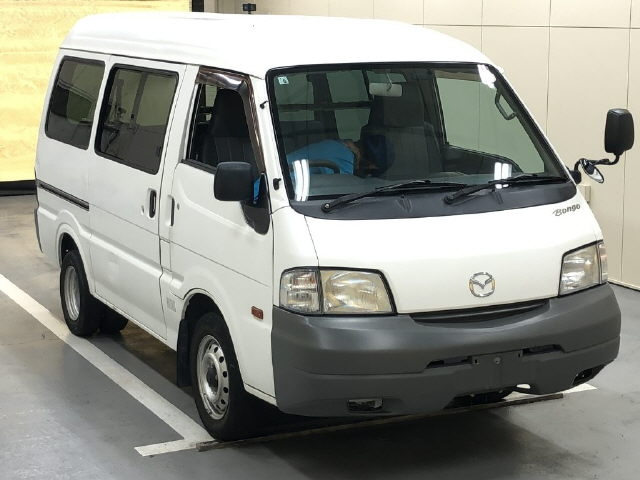 MAZDA BONGO VAN