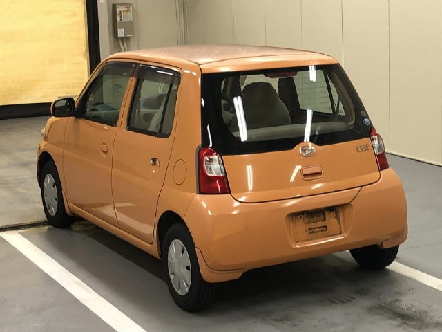 DAIHATSU ESSE