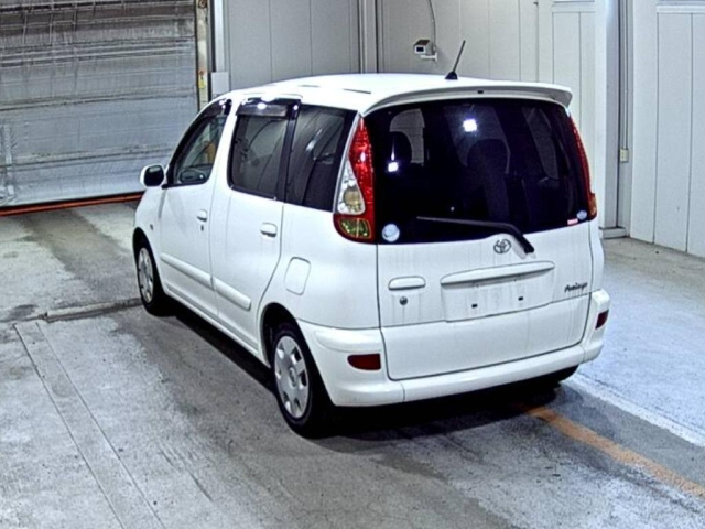 TOYOTA FUNCARGO