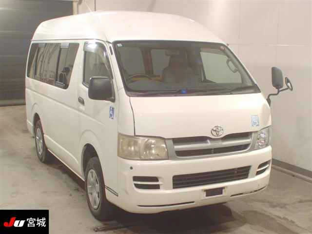 TOYOTA REGIUS ACE VAN