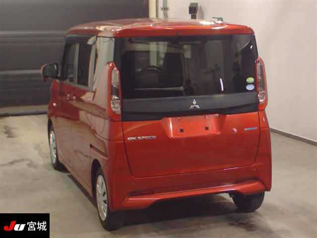 MITSUBISHI EK SPACE