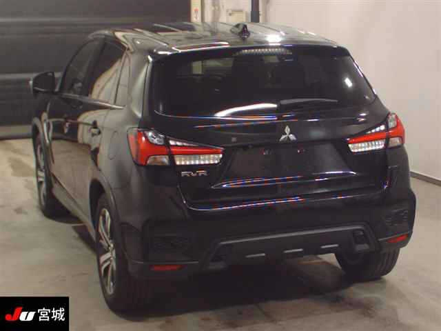 MITSUBISHI RVR