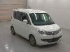 MITSUBISHI DELICA D2