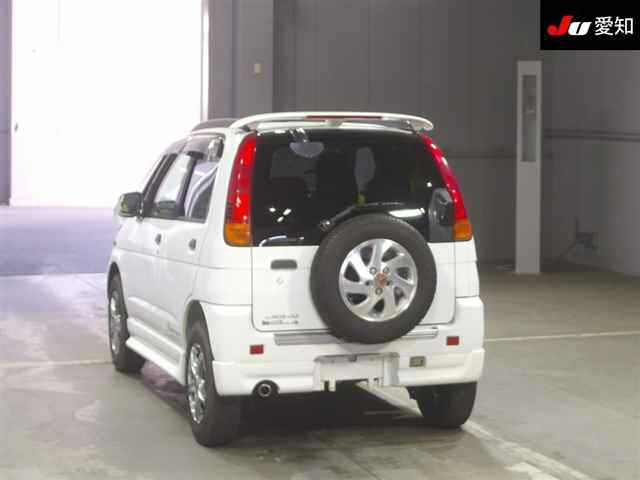 DAIHATSU TERIOS KID