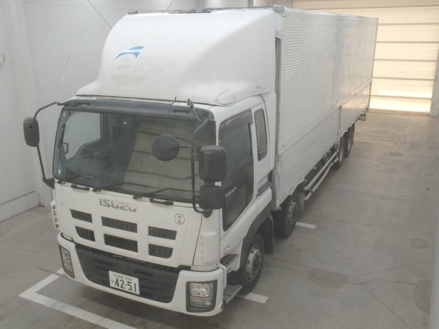 ISUZU TRUCK