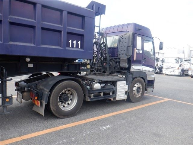 ISUZU TRUCK
