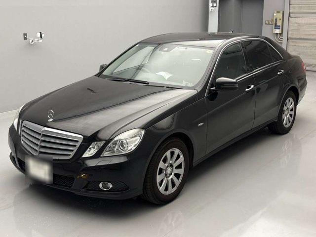 MERCEDES BENZ E CLASS