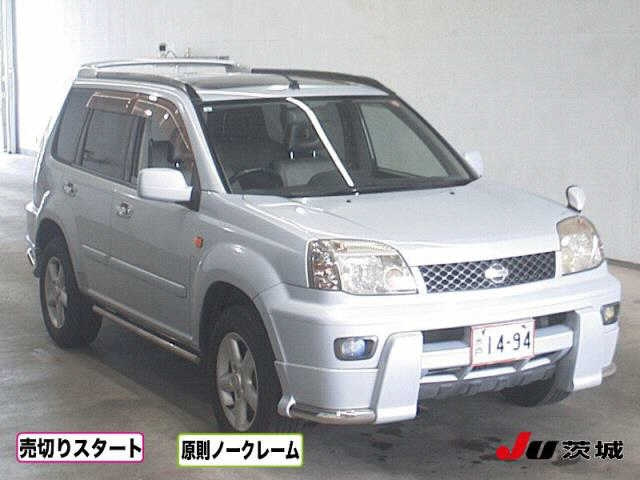 NISSAN X-TRAIL