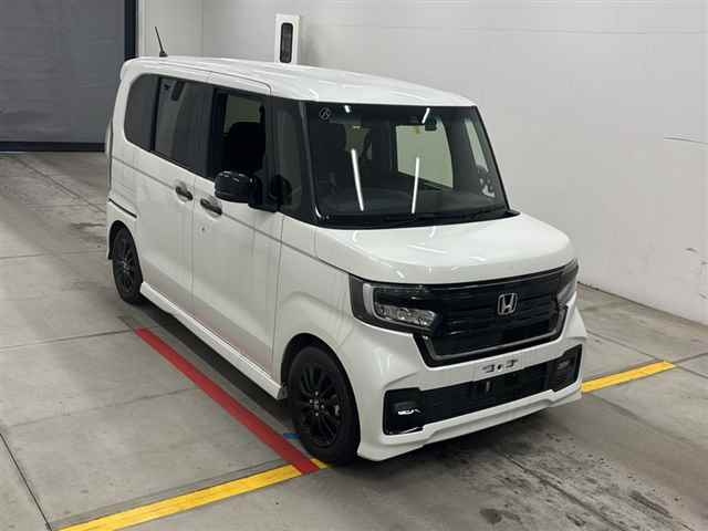 HONDA N BOX CUSTOM