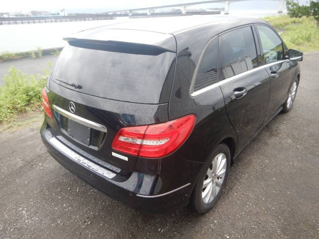 MERCEDES BENZ B CLASS
