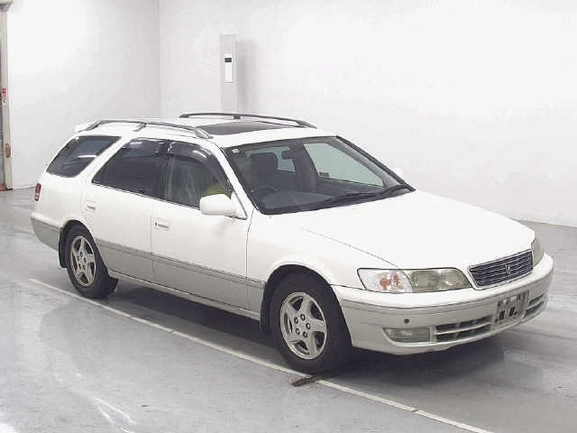 TOYOTA MARK2 QUALIS