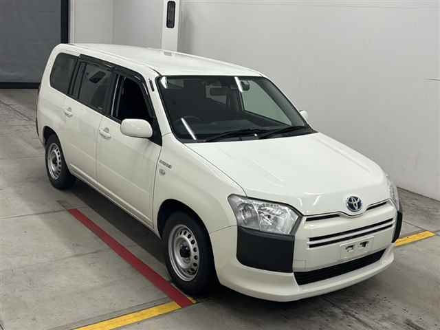TOYOTA SUCCEED