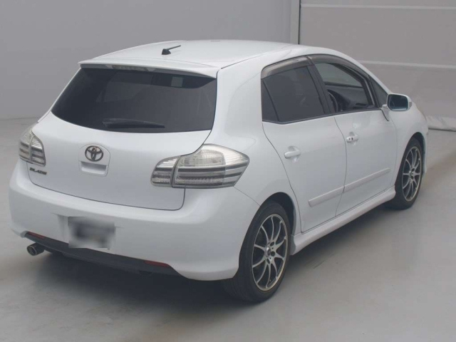 TOYOTA BLADE