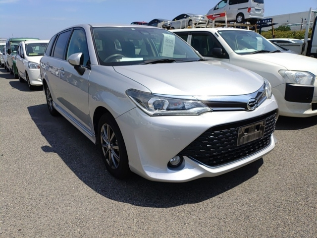 TOYOTA COROLLA FIELDER