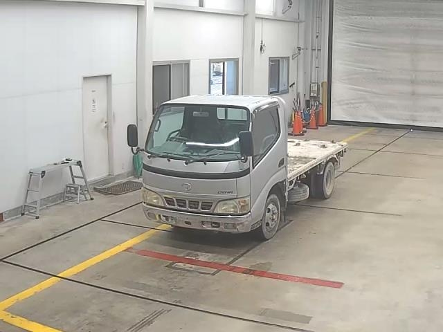 TOYOTA DYNA