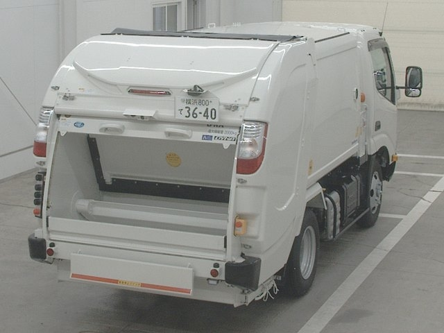 TOYOTA DYNA