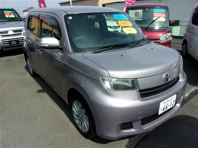 TOYOTA BB