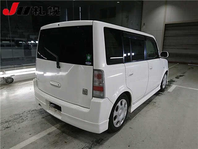 TOYOTA BB