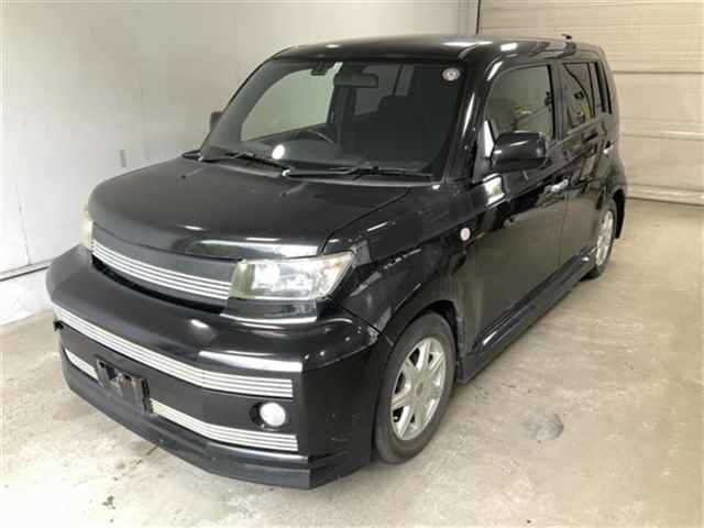 TOYOTA BB
