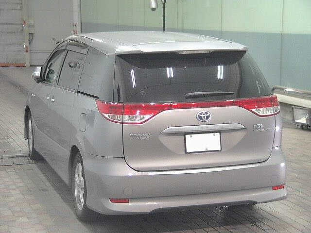 TOYOTA ESTIMA HYBRID