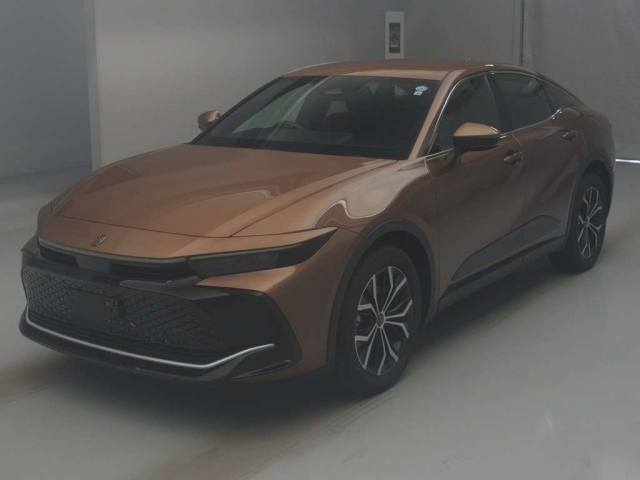 TOYOTA CROWN CROSSOVER