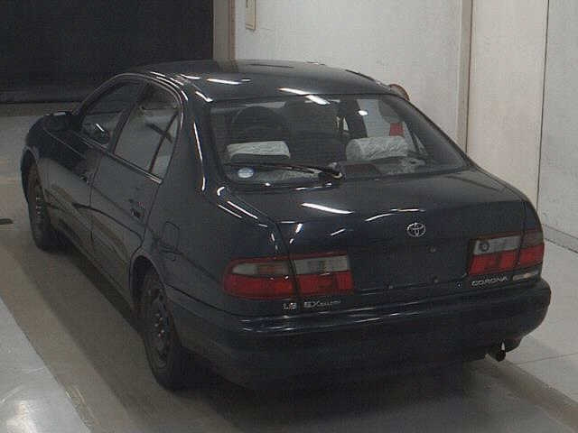 TOYOTA CORONA