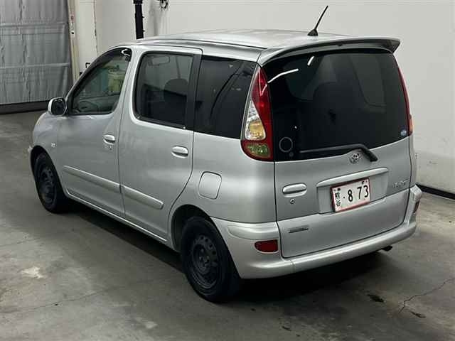 TOYOTA FUNCARGO