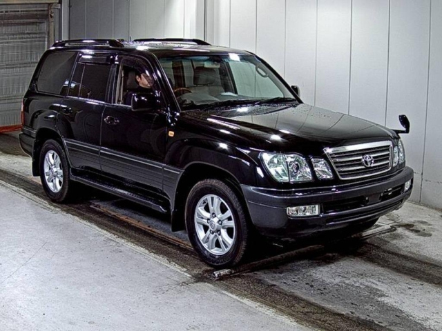 TOYOTA LAND CRUISER