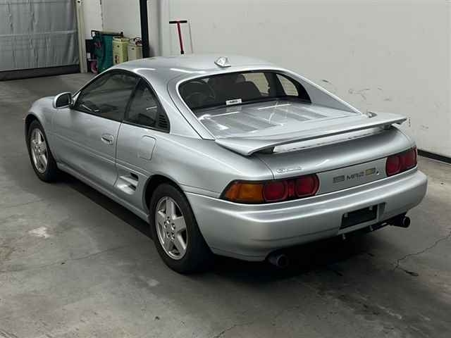 TOYOTA MR2