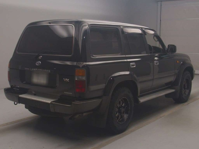 TOYOTA LAND CRUISER