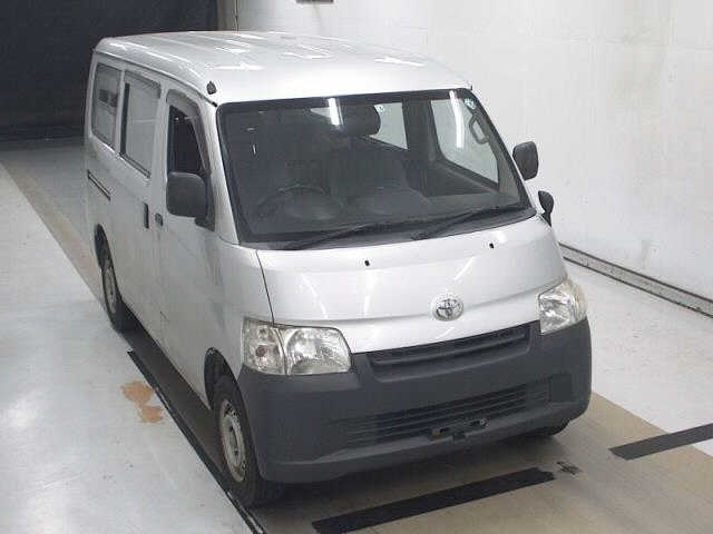 TOYOTA LITE ACE VAN