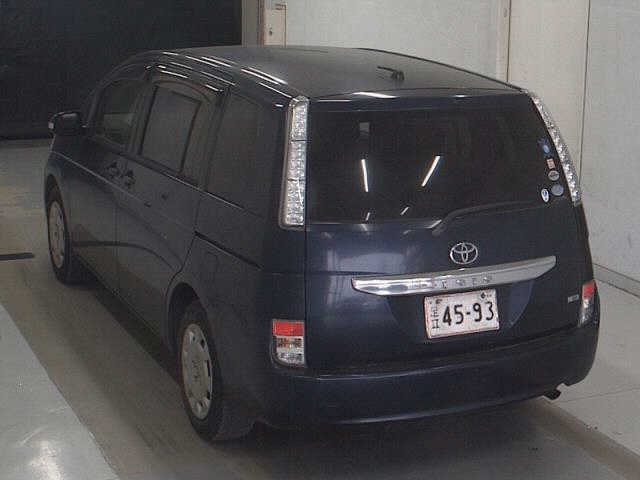 TOYOTA ISIS