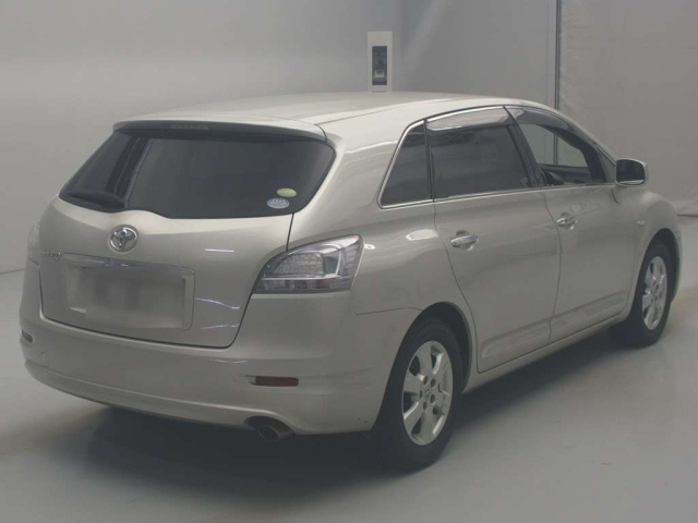 TOYOTA MARK X ZIO