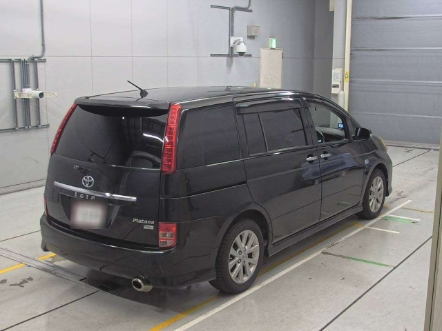 TOYOTA ISIS