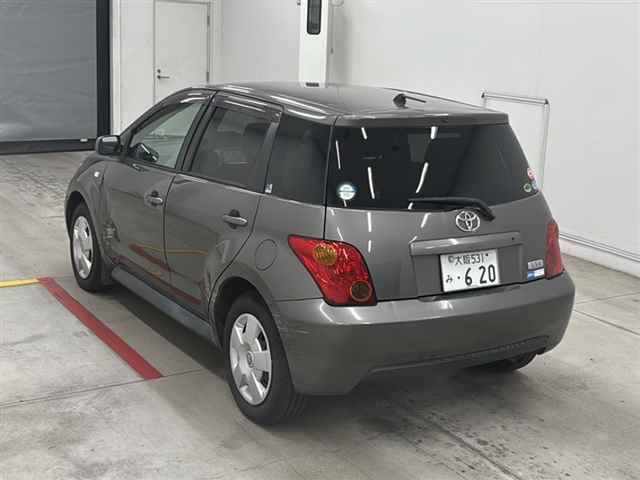 TOYOTA IST