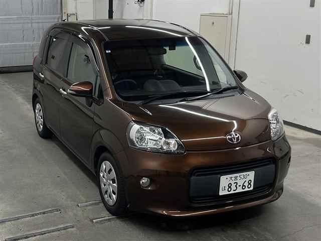 TOYOTA PORTE
