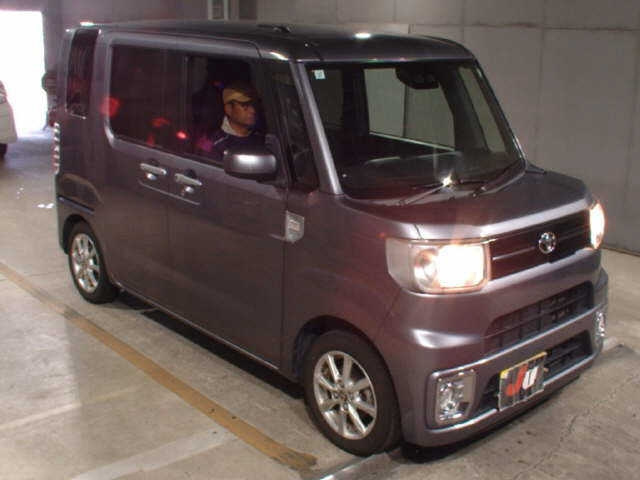 TOYOTA PIXIS MEGA