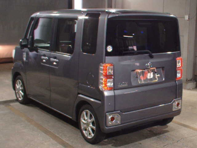 TOYOTA PIXIS MEGA
